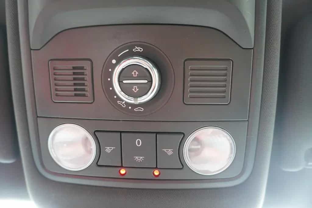 Seat Leon Sportstourer 1.5 Xcellence 06/2020-photo-23