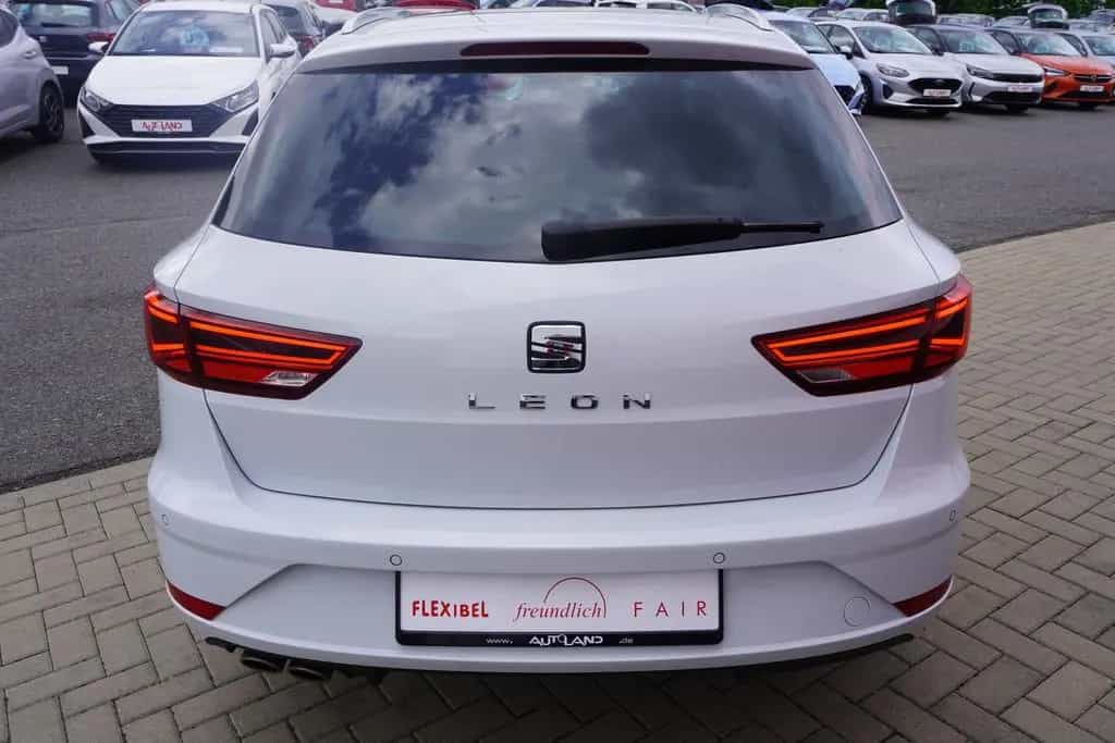 Seat Leon Sportstourer 1.5 Xcellence 06/2020-photo-3