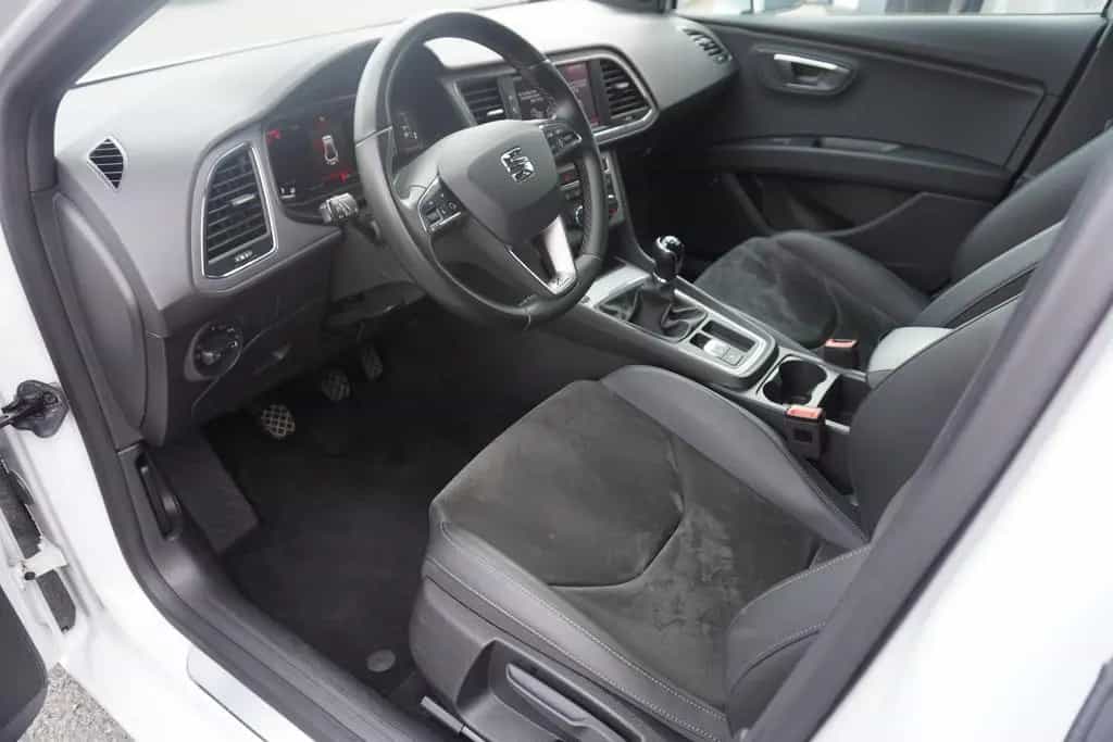 Seat Leon Sportstourer 1.5 Xcellence 06/2020-photo-7