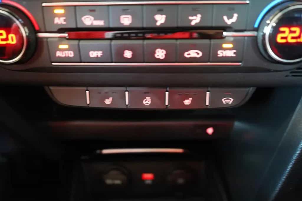 Kia ProCeed ProCeed 1.6 T-GDI GT LED ACC Totwinkel Keyless 11/2020-photo-19