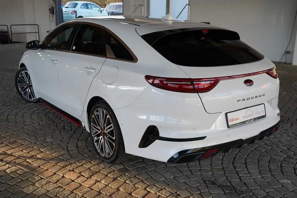 Kia ProCeed ProCeed 1.6 T-GDI GT LED ACC Totwinkel Keyless 11/2020-photo-3