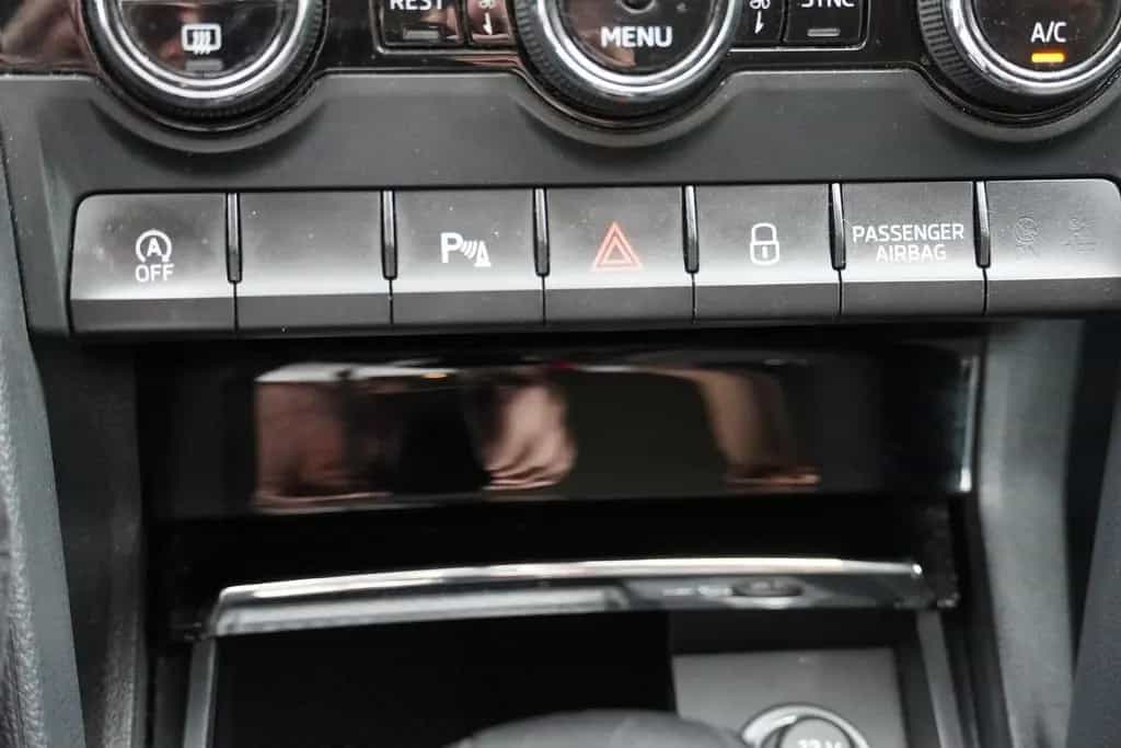 Skoda Kodiaq 1.5 16V TSI Active Navi Android Apple AHK 08/2019-photo-15