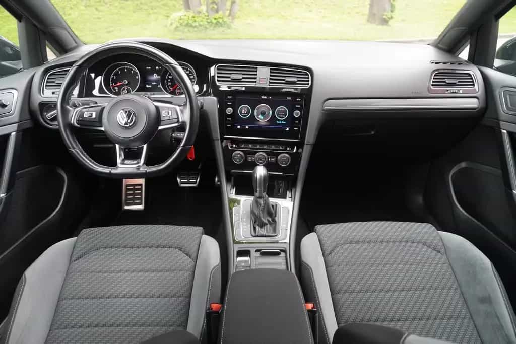 Volkswagen Golf VII 1.5 R-Line LED Alcantara DAB Sportsitze 01/2018-photo-11