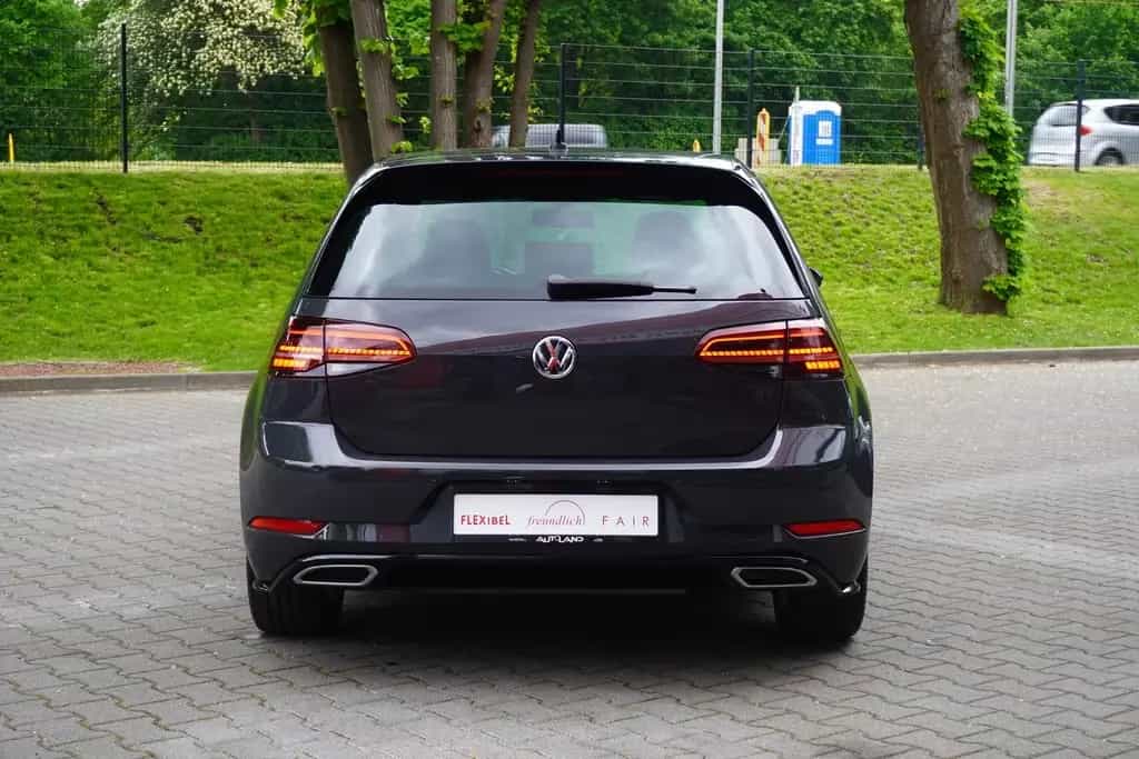 Volkswagen Golf VII 1.5 R-Line LED Alcantara DAB Sportsitze 01/2018-photo-6
