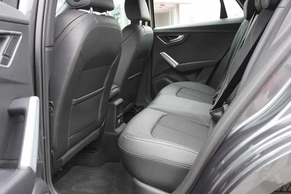 Audi Q2 1.4 TFSI basis B&O Teilleder Sitzheizung Navi 05/2018-photo-10