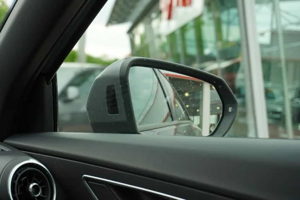 Audi Q2 1.4 TFSI basis B&O Teilleder Sitzheizung Navi 05/2018-photo-22