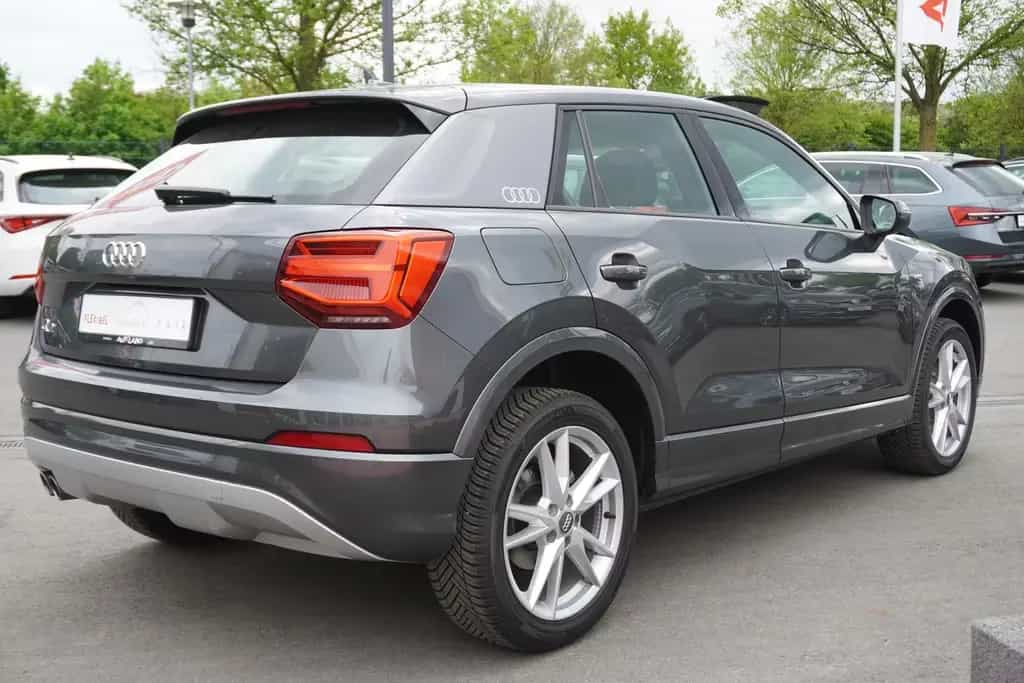 Audi Q2 1.4 TFSI basis B&O Teilleder Sitzheizung Navi 05/2018-photo-4