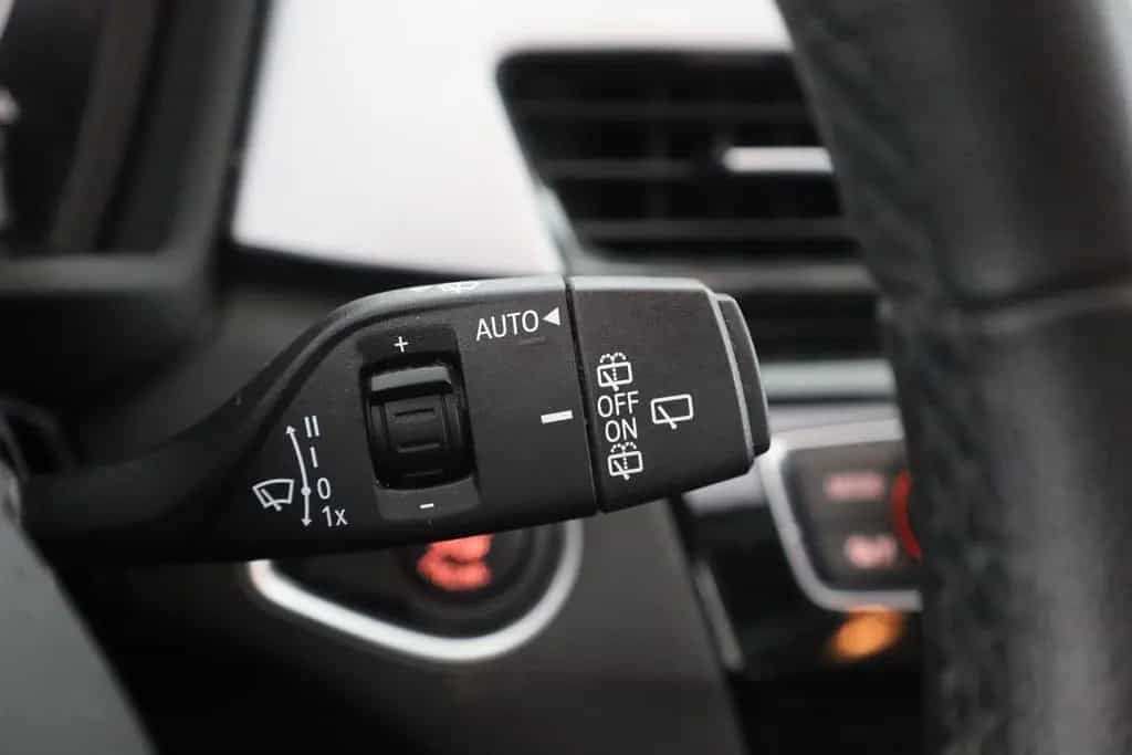 BMW X1 sDrive 20i Advantage Navi Panorama Tempomat 06/2019-photo-19