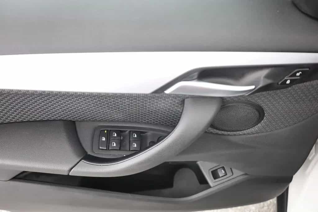 BMW X1 sDrive 20i Advantage Navi Panorama Tempomat 06/2019-photo-21