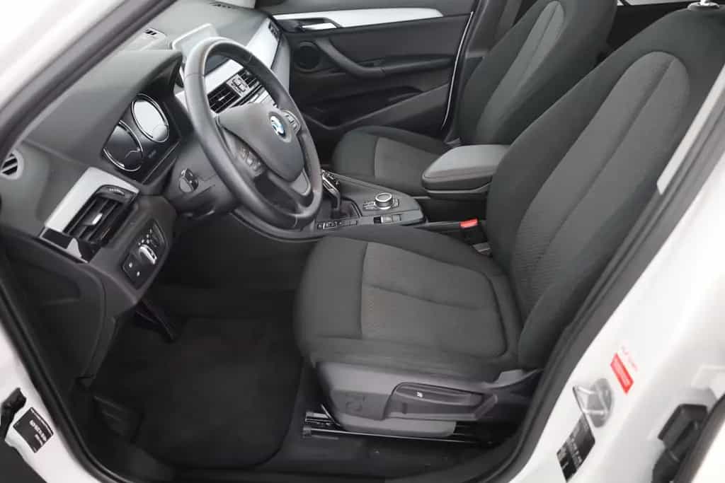 BMW X1 sDrive 20i Advantage Navi Panorama Tempomat 06/2019-photo-22
