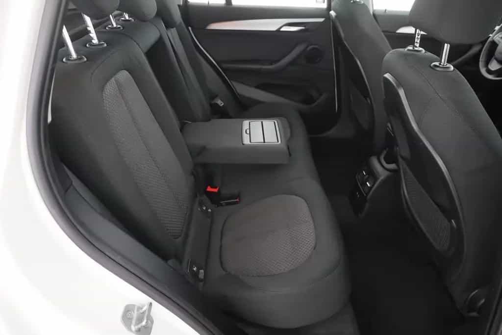 BMW X1 sDrive 20i Advantage Navi Panorama Tempomat 06/2019-photo-24