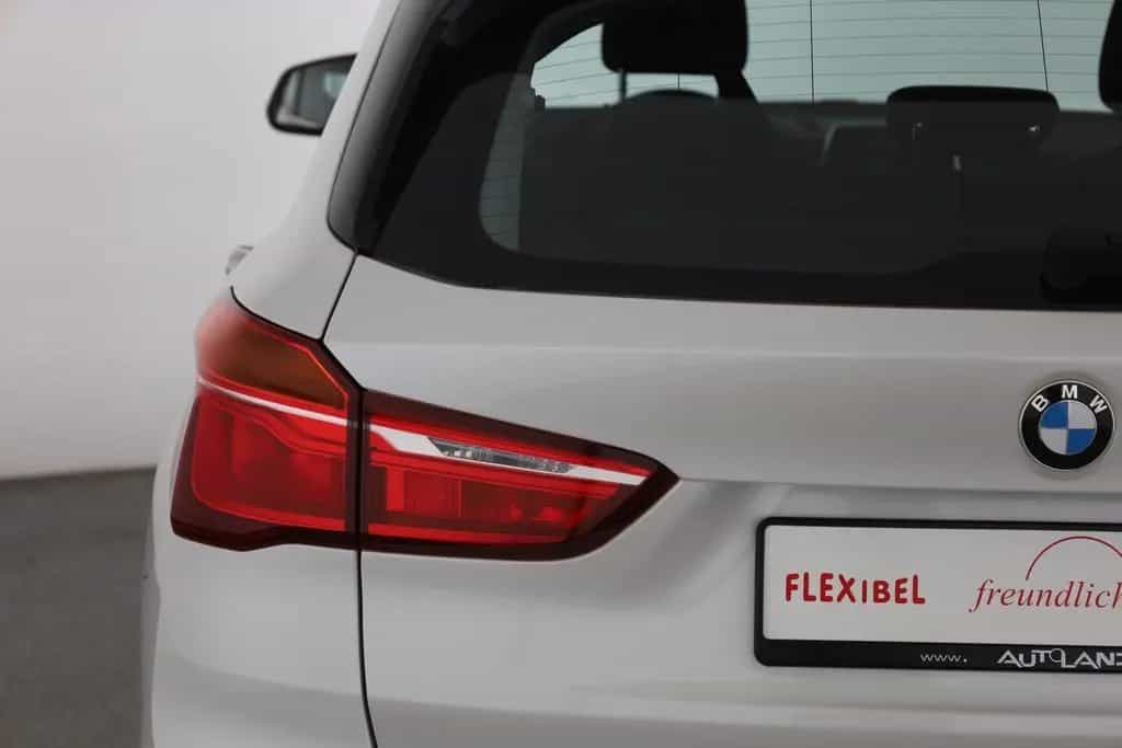 BMW X1 sDrive 20i Advantage Navi Panorama Tempomat 06/2019-photo-30