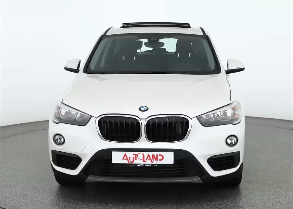 BMW X1 sDrive 20i Advantage Navi Panorama Tempomat 06/2019-photo-7