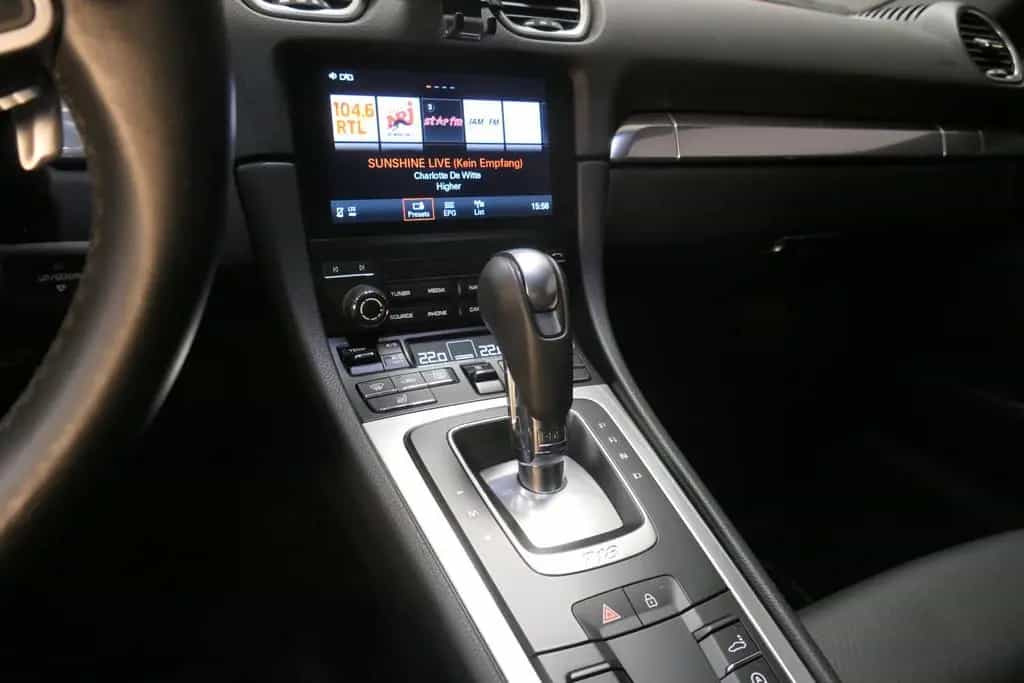 Porsche Cayman 718 SportChrono Leder Scheckheft - MwSt 08/2024-photo-21