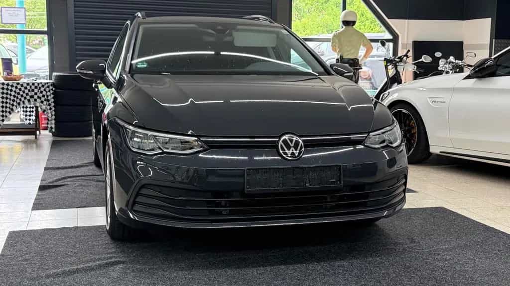 Volkswagen Golf 1.0 TSI Life Variant*LED*VIRT*STANDHZG*ALLW 10/2021-photo-3