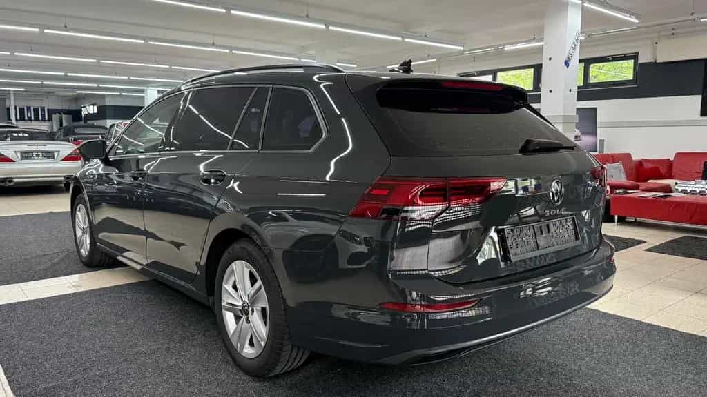 Volkswagen Golf 1.0 TSI Life Variant*LED*VIRT*STANDHZG*ALLW 10/2021-photo-5