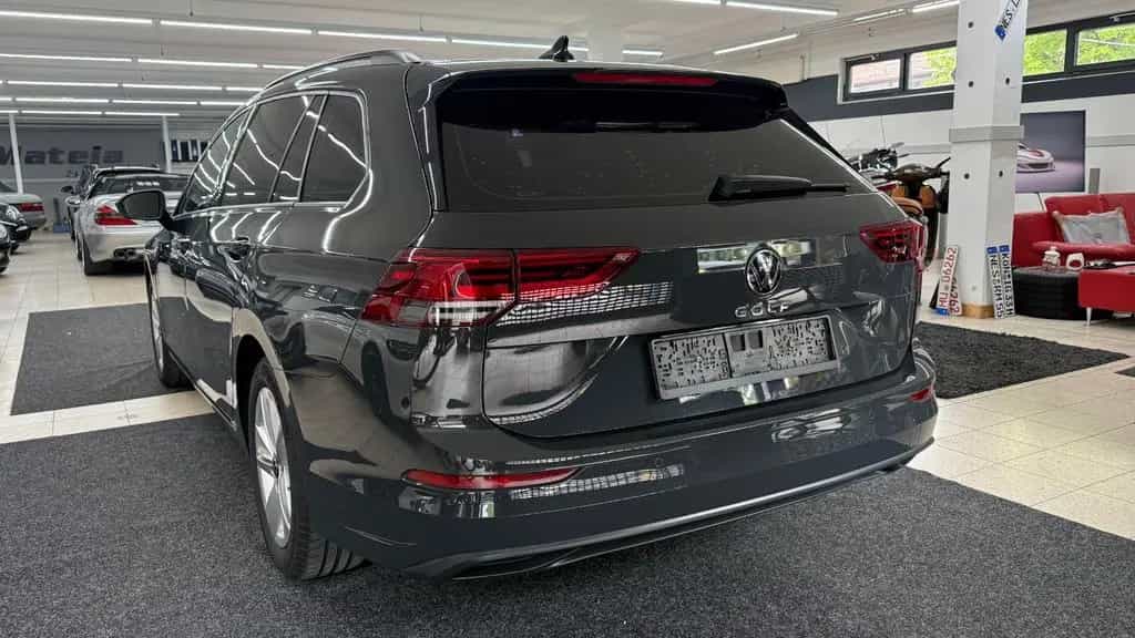 Volkswagen Golf 1.0 TSI Life Variant*LED*VIRT*STANDHZG*ALLW 10/2021-photo-6