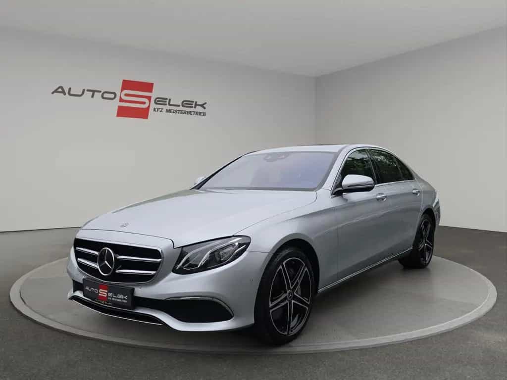 Mercedes-Benz E 350 E Limousine Avantgarde Aus 1.Hand 07/2019-photo-0
