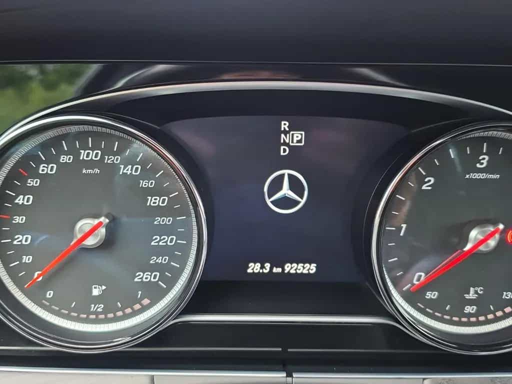 Mercedes-Benz E 350 E Limousine Avantgarde Aus 1.Hand 07/2019-photo-10