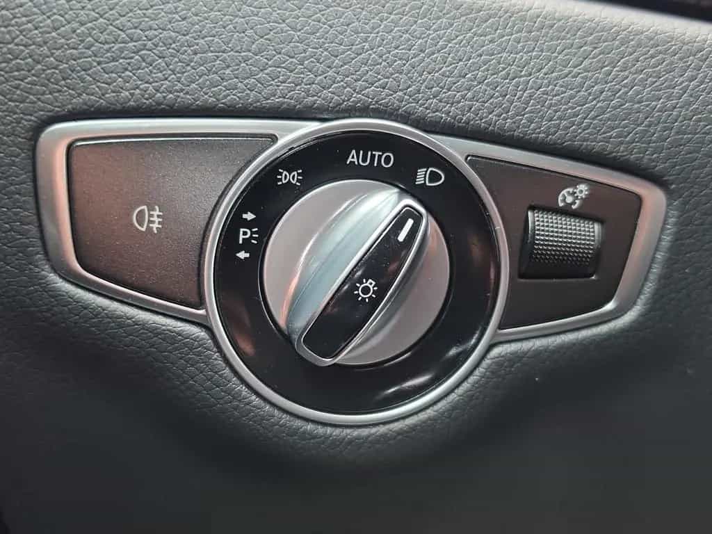 Mercedes-Benz E 350 E Limousine Avantgarde Aus 1.Hand 07/2019-photo-22