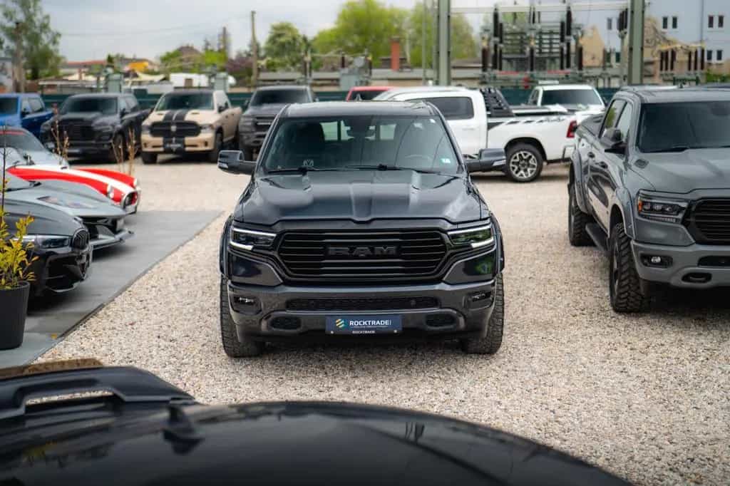 Dodge RAM 5.7 V8 HEMI 4x4 OFFROAD Night Limited 19% 09/2020-photo-2