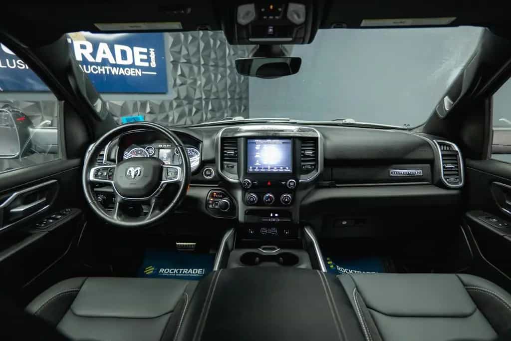 Dodge RAM 5.7 V8 HEMI 4x4 OFFROAD Night Limited 19% 09/2020-photo-26