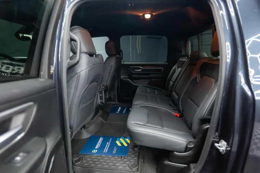 Dodge RAM 5.7 V8 HEMI 4x4 OFFROAD Night Limited 19% 09/2020-photo-39