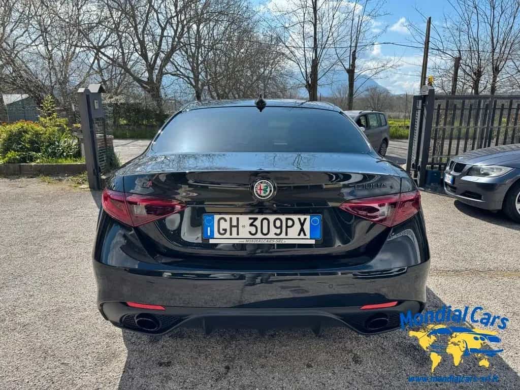 Alfa Romeo Giulia 2.2 Turbodiesel 210 CV AT8 AWD 12/2021-photo-5