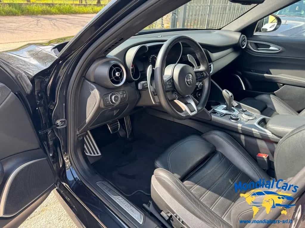Alfa Romeo Giulia 2.2 Turbodiesel 210 CV AT8 AWD 12/2021-photo-8