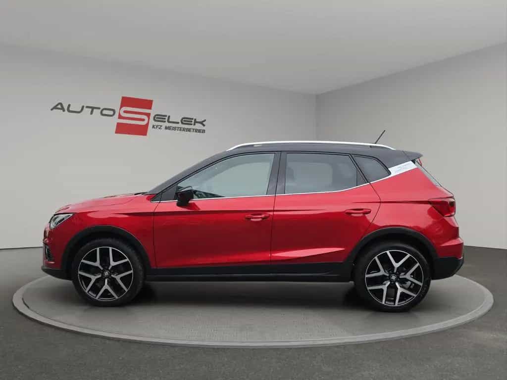 Seat Arona FR PDC SHZ AHK 01/2020-photo-1