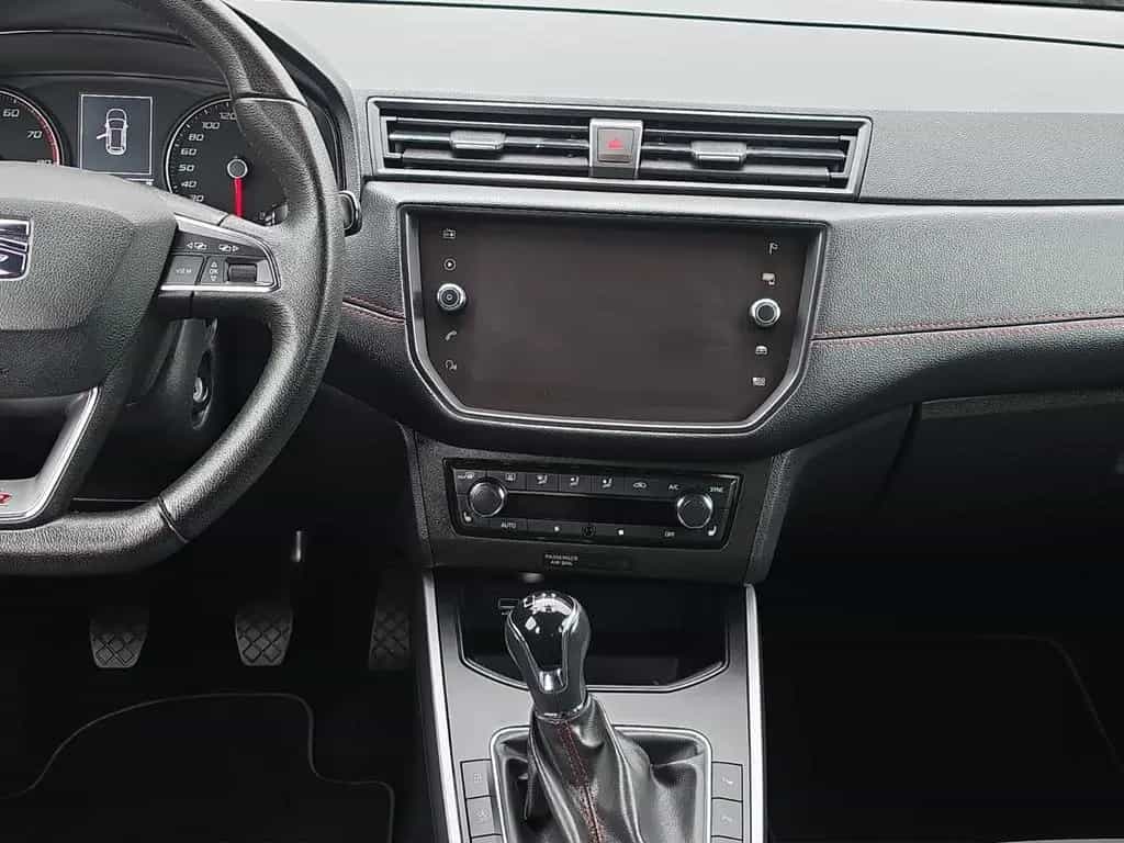 Seat Arona FR PDC SHZ AHK 01/2020-photo-16