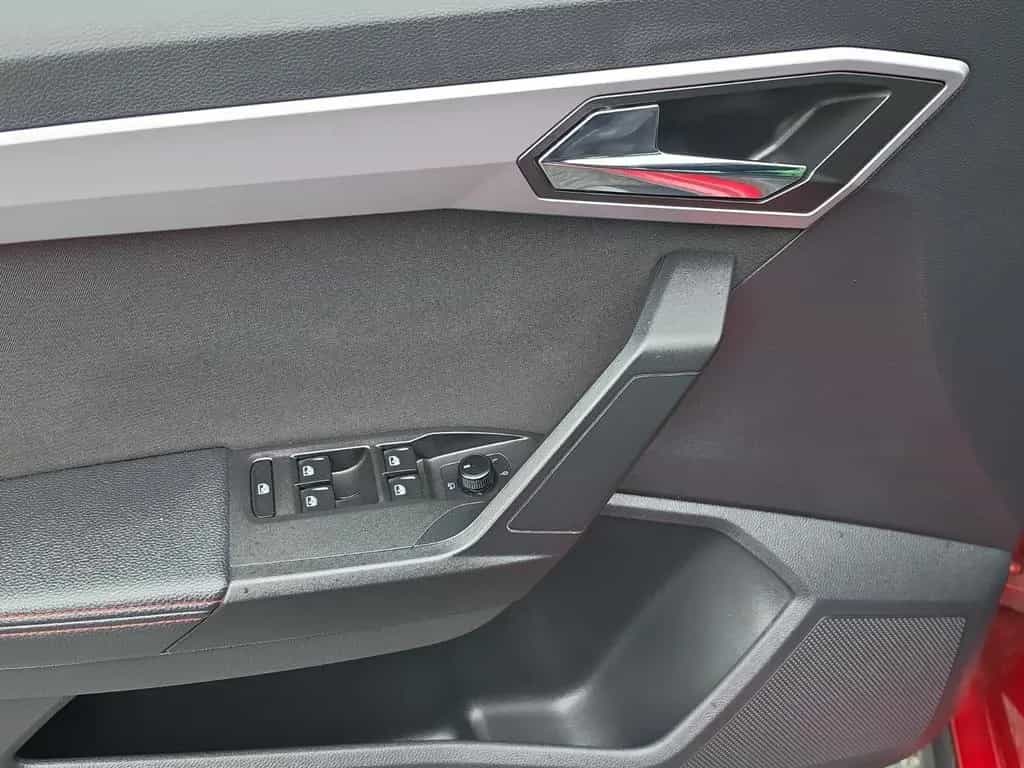 Seat Arona FR PDC SHZ AHK 01/2020-photo-21