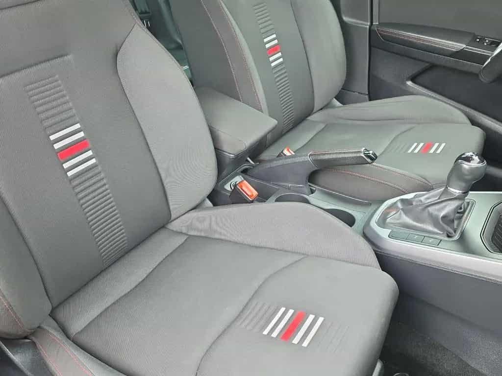 Seat Arona FR PDC SHZ AHK 01/2020-photo-35