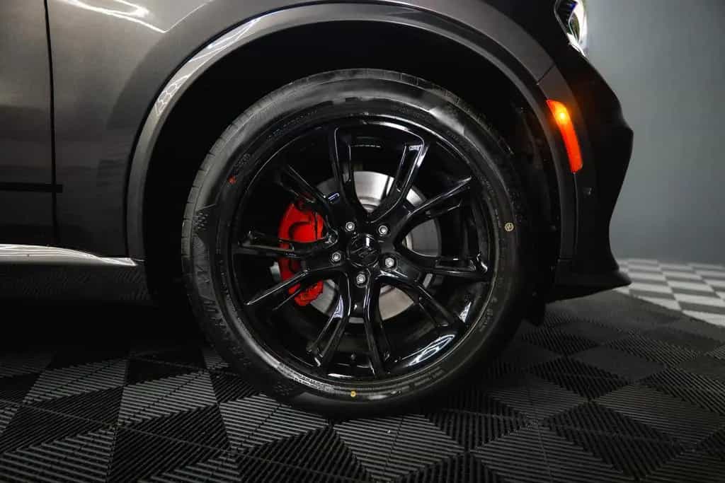 Dodge Durango 5.7 V8 SRT 4x4 Night-Paket Modell 22 19% 11/2021-photo-11