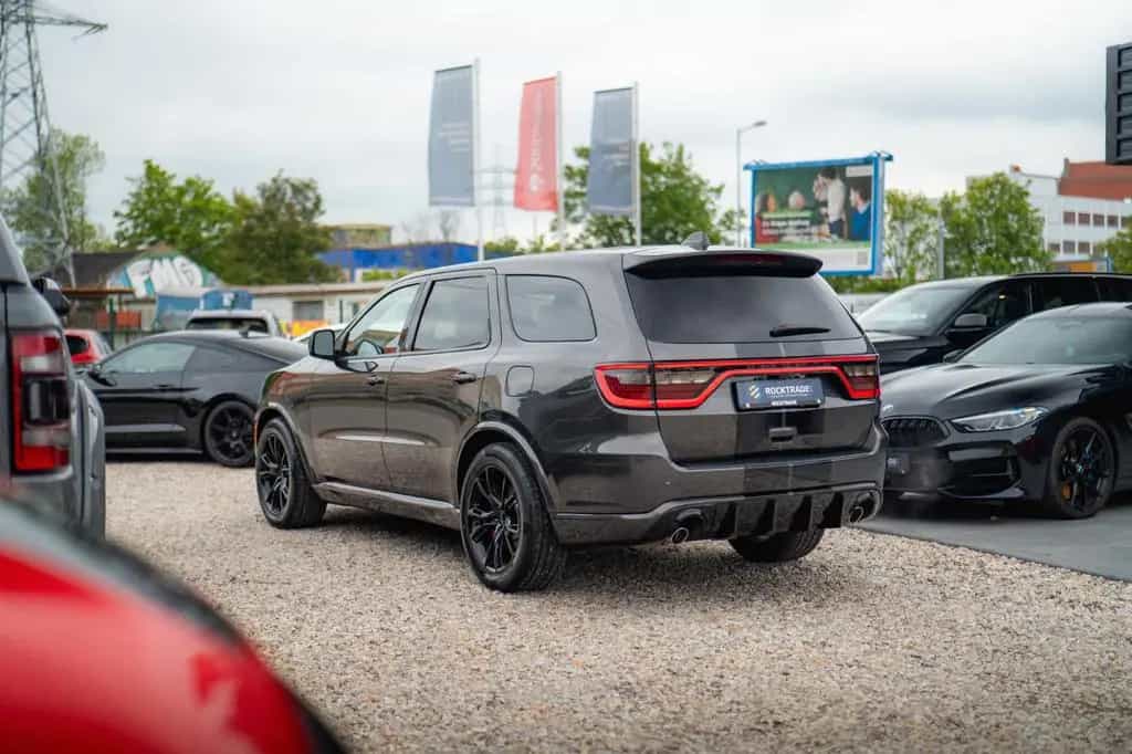Dodge Durango 5.7 V8 SRT 4x4 Night-Paket Modell 22 19% 11/2021-photo-24