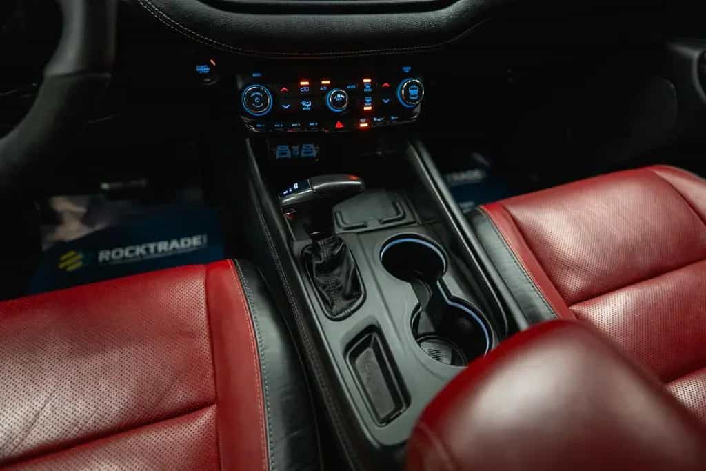 Dodge Durango 5.7 V8 SRT 4x4 Night-Paket Modell 22 19% 11/2021-photo-27