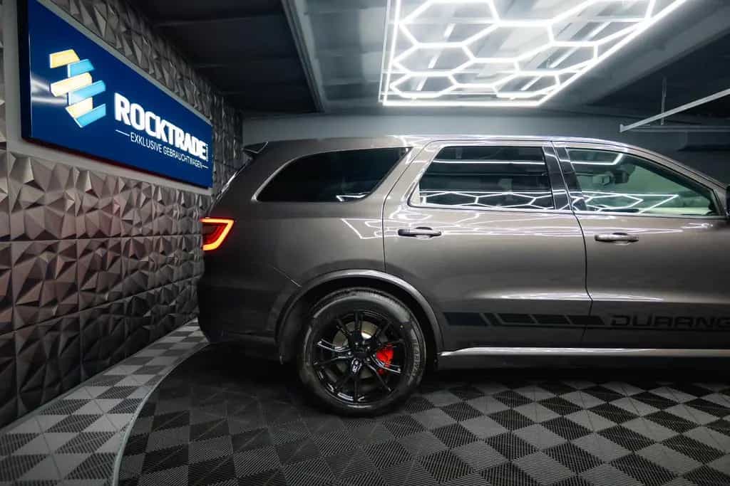Dodge Durango 5.7 V8 SRT 4x4 Night-Paket Modell 22 19% 11/2021-photo-9