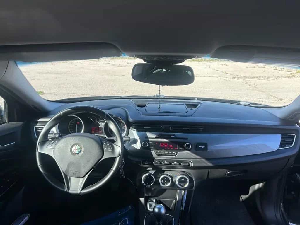 Alfa Romeo Giulietta 1.6 JTDm-2 105 CV Distincti 05/2013-photo-13
