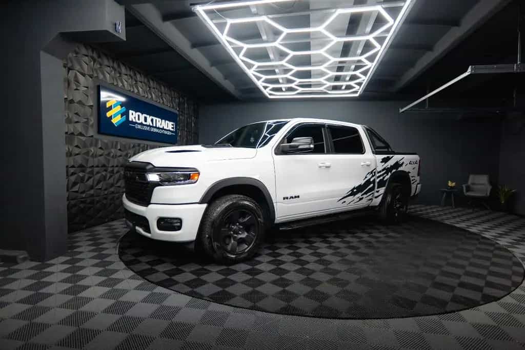 Dodge RAM 3.6 V6 MY 25 Offroad Night-Paket ACC LED 19% 03/2025-photo-1