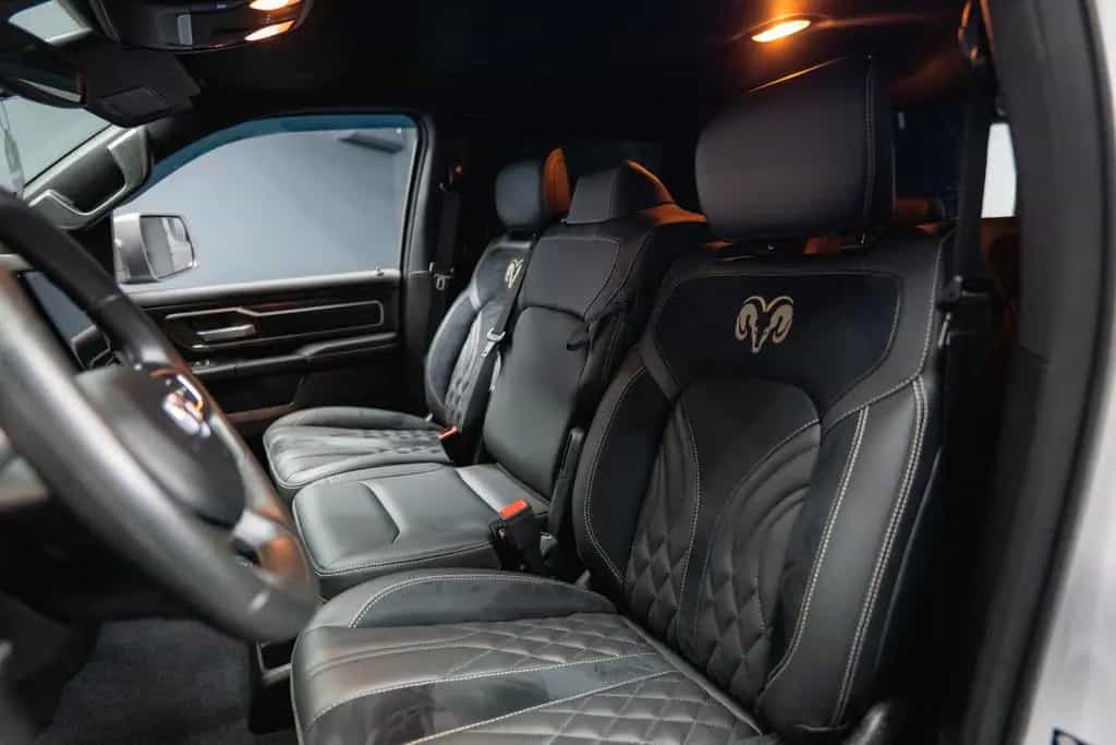 Dodge RAM 3.6 V6 MY 25 Offroad Night-Paket ACC LED 19% 03/2025-photo-35