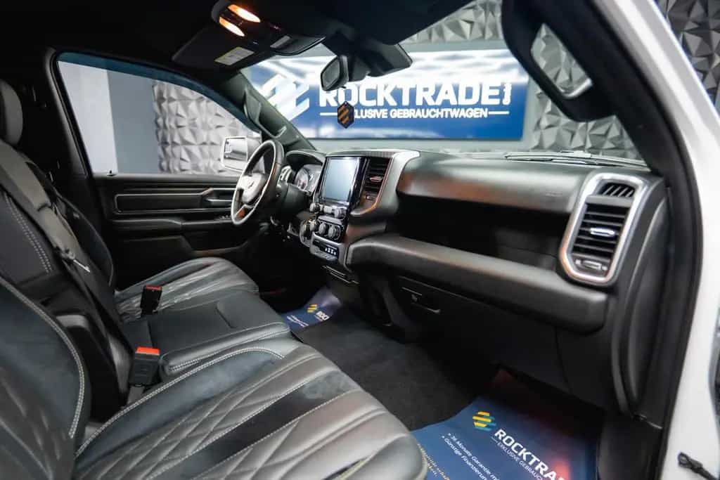 Dodge RAM 3.6 V6 MY 25 Offroad Night-Paket ACC LED 19% 03/2025-photo-40