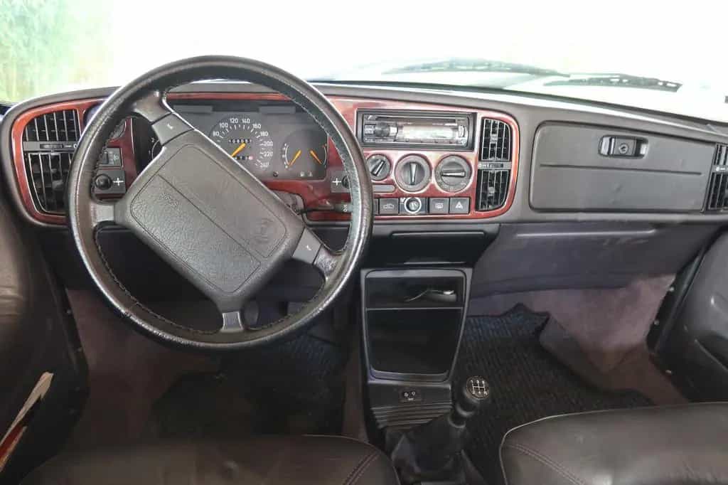 Saab 900 Turbo Cabrio, Oldtimer mit H-Kennzeichen 11/1993-photo-4