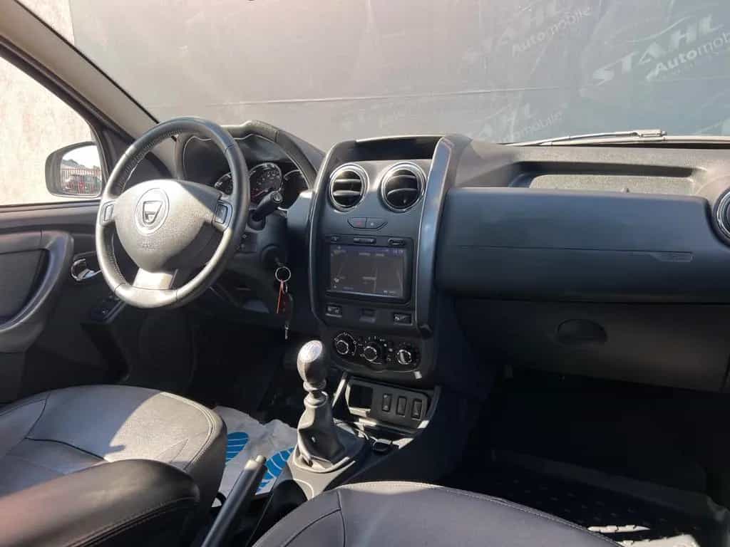 Dacia Duster 4x2 Prestige*1.Hand*Kamera*Navi*SHZ*AHK* 12/2016-photo-14
