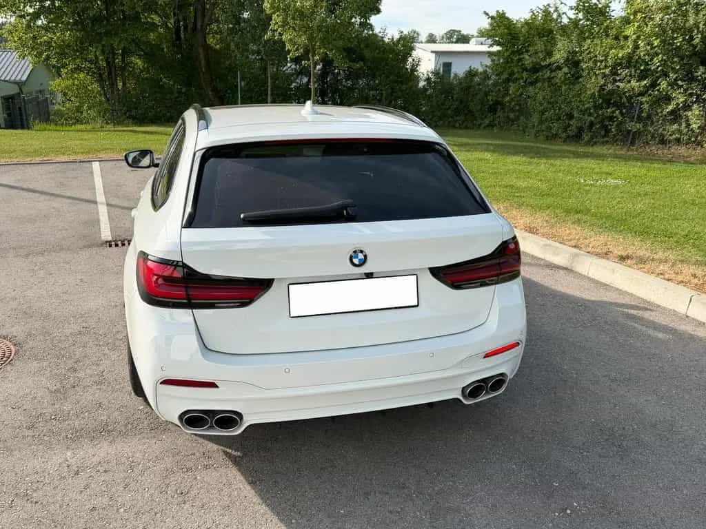 ALPINA D5 S 3.0 Touring - 8-fach bereift & SERVICE INCL 11/2023-photo-2