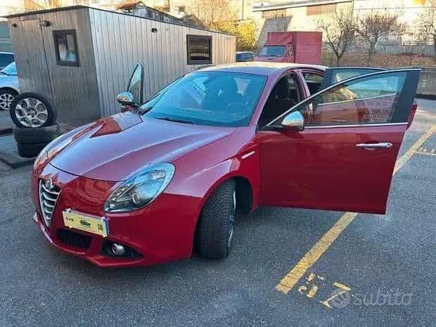 Alfa Romeo Giulietta 1.6 JTDm-2 * NEOPATENTATI 02/2014-photo-10