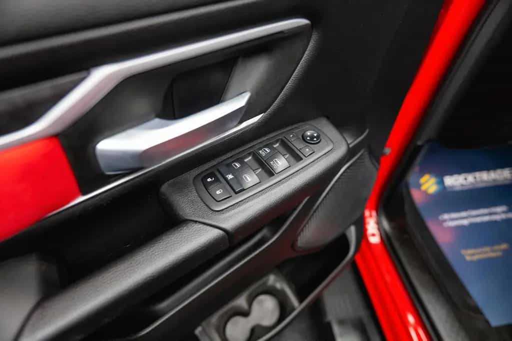 Dodge RAM 5.7 V8 HEMI 4x4 RED DEVIL Offroad NightPaket 10/2021-photo-36