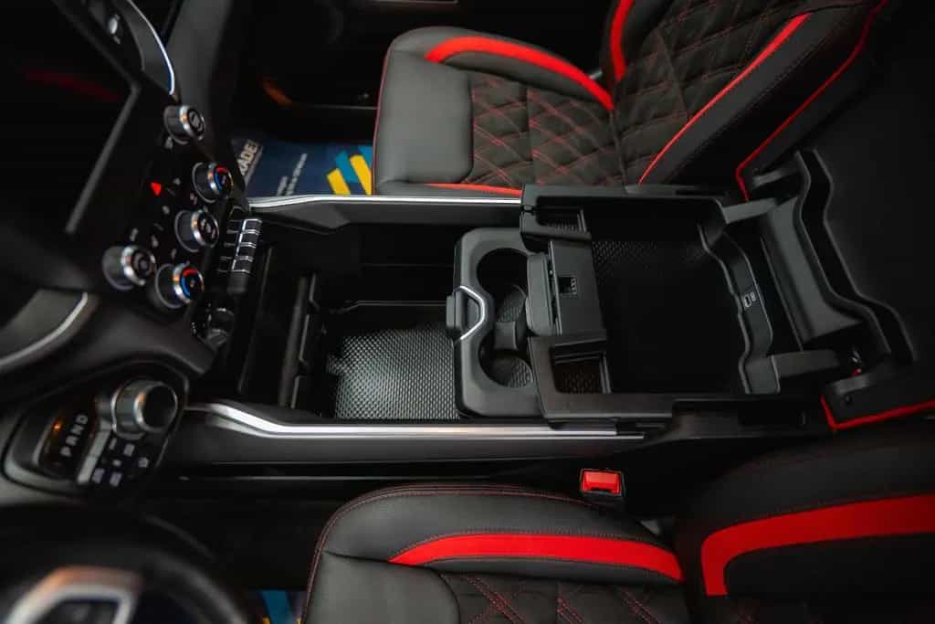Dodge RAM 5.7 V8 HEMI 4x4 RED DEVIL Offroad NightPaket 10/2021-photo-40