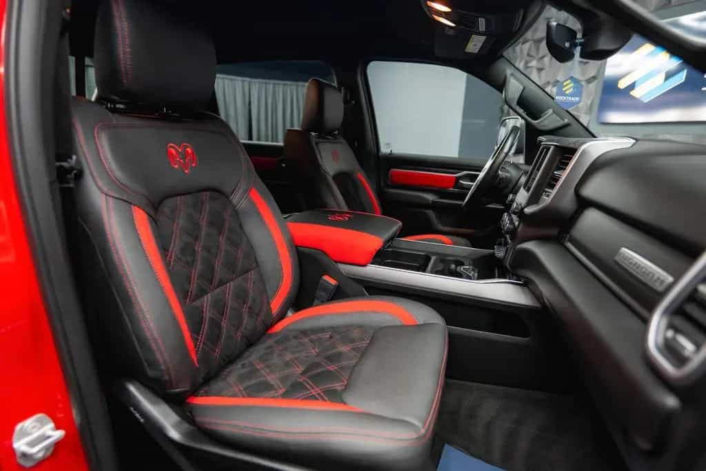 Dodge RAM 5.7 V8 HEMI 4x4 RED DEVIL Offroad NightPaket 10/2021-photo-46