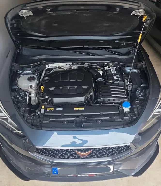 Cupra Leon 2.0 TSI 228kW VZ 4Drive DSG Sportstourer VZ 05/2021-photo-9