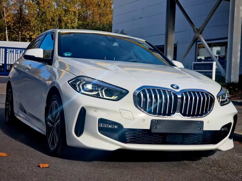BMW 118 i M SPORT*AUTO*LED*LIVE COCKPIT*GARANTIE* 05/2021-photo-0